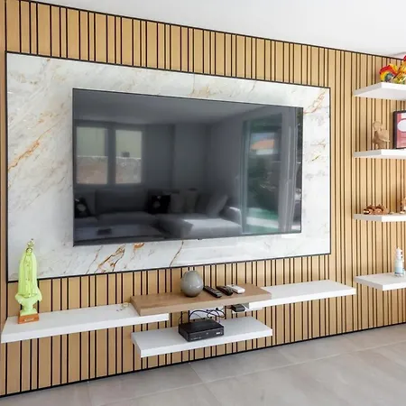 Beautiful With A Pool Albufeira